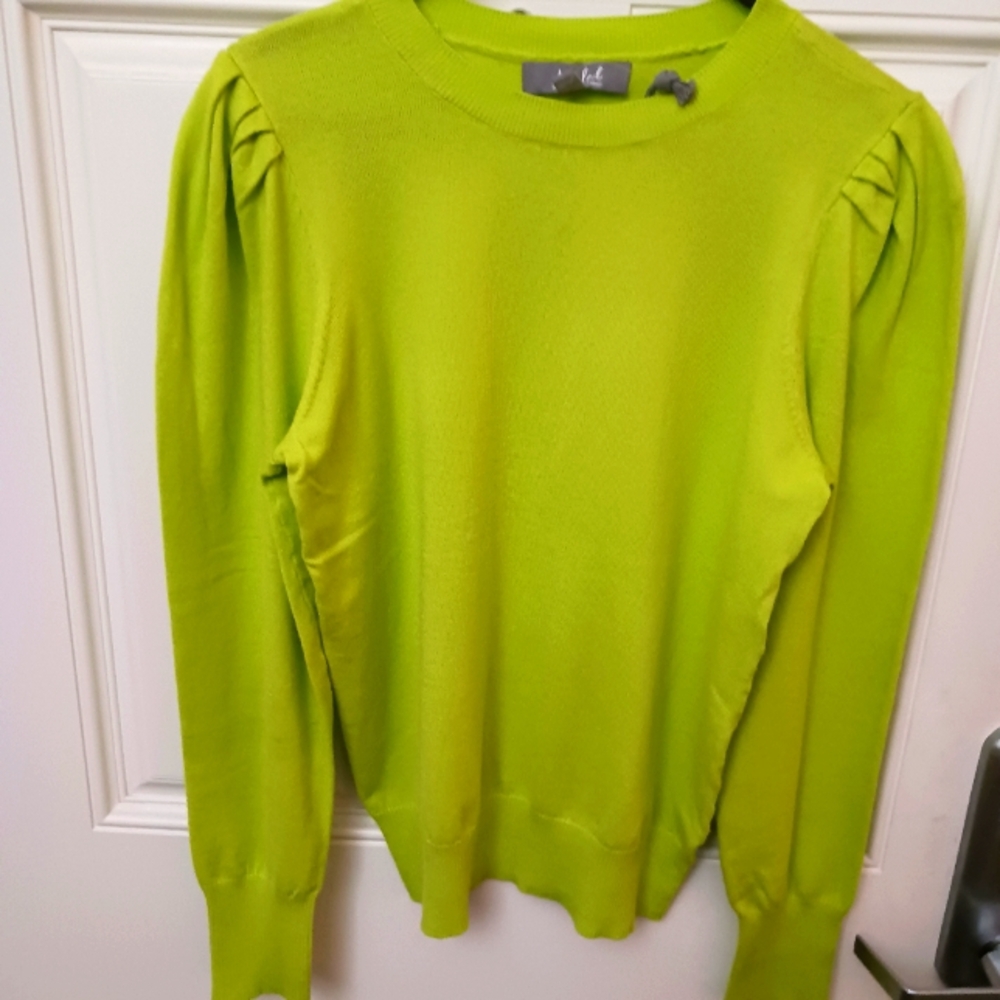 Chartreuse Lightweight Sweater by Marled NWT Sz Medium